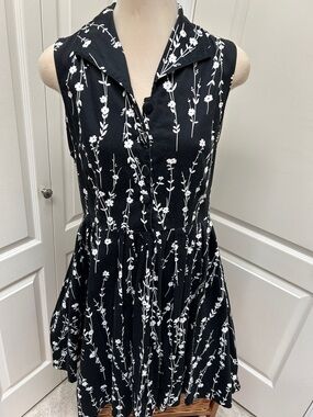 Voodoo Vixen Black Dress with White Floral Vine Print
